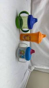 lot 2 image: Playtex Sippy Cups Set