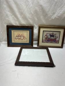 lot 33 image: Country Style Framed Art Set