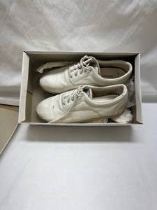 lot 46 image: Drill Masters White Cheerleading Shoes
