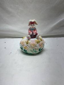 lot 71 image: Decorative Garden Easter Egg