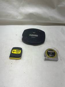 lot 83 image: Collection of Vintage Stanley Measuring Tapes