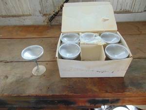 lot 2225 image: Plator Champagne Glasses