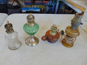 lot 2366 image: Selection of Miniature Lamps