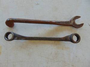 lot 2376 image: Selection of Ford Wrenches