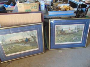 lot 2422 image: Pair of Framed Fox Hunting Prints