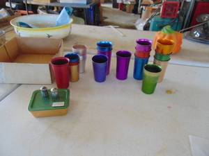 lot 2430 image: Aluminum Tumblers and Freezer Tray