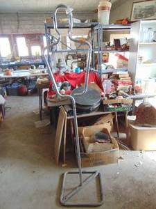 lot 2433 image: Metal Tube Mannequin