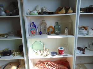 lot 2439 image: Contents of 3 Shelves