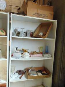 lot 2440 image: Contents of 3 Shelves