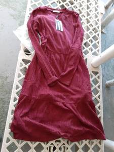lot 345 image: ANRABESS Long Sleeve Dress for Women Slim Fit Basic T-Shirt Dressy Casual Blouses 2025 Trendy Fall Going Out Top Small Red - Retail $15