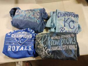 lot 18420 image: Lot of Miscellaneous Royals Shirts - 8 ct