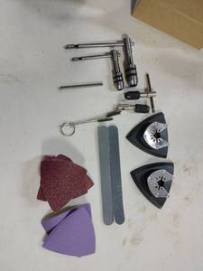 lot 18435 image: Multi Tool Hand Tool Sanding Accessories