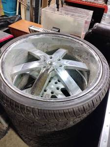 lot 18454 image: Lionhart LH-TEN  30530ZR26 109W XL Tire