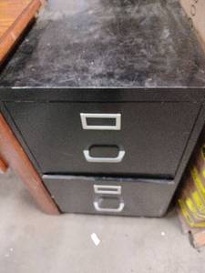 lot 18473 image: 2 Drawer Deep Metal Filing Cabinet