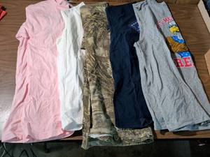 lot 8 image: Realtree Camouflage Long Sleeve Hunting Shirt L