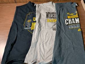 lot 17 image: Wichita State Shockers 2014 Championship T-Shirt