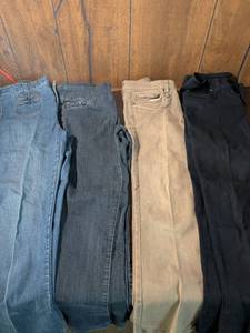 lot 21 image: DKNY Jeans Collection Lot