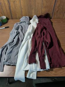 lot 68 image: Ribbed Turtleneck Sweater Bundle