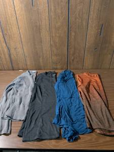 lot 96 image: Athletic T-Shirt Bundle - Mixed Colors