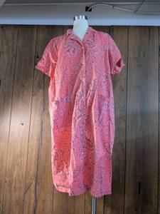 lot 100 image: Pink Brand Bandana Print Button Down Dress