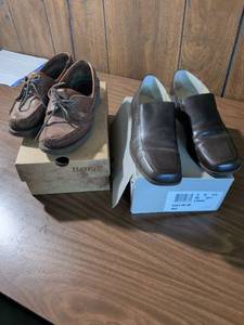 lot 127 image: Born Details Brown Leather Boat Shoes