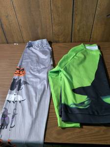 lot 158 image: Halloween Themed Loungewear Set