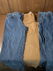 lot 159 image: Khaki and Denim Pants Bundle