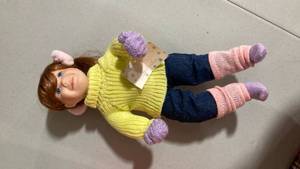 lot 2016 image: Winterfest Doll in Yellow Sweater