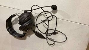 lot 2029 image: Gaming Headset with Microphone