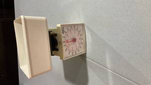 lot 2033 image: Cook timer
