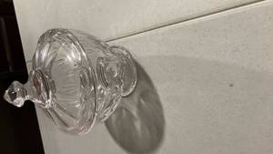 lot 2054 image: Cut Crystal Glass Candy Dish