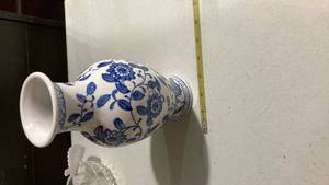 lot 2063 image: Blue and White Porcelain Floral Vase