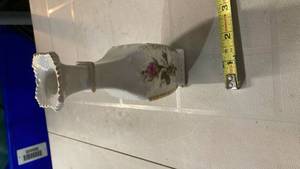 lot 2103 image: Floral Pattern Porcelain Vase with Gold Trim