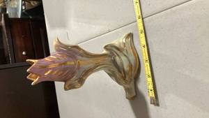 lot 2176 image: Pearl Lustre flower Figurine with Gold Accents