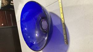 lot 2191 image: Cobalt Blue Glass Serving Bowl
