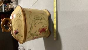 lot 2214 image: Floral Hand-Painted Ceramic canister with Gold Trim