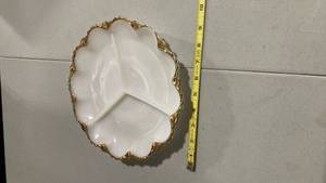 lot 2246 image: White Milk Glass Scalloped Serving Platter with Gold Trim