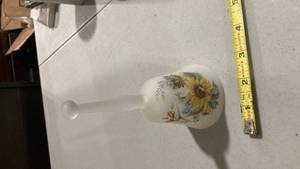 lot 2332 image: Frosted Glass Sunflower Bell