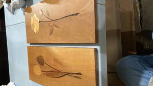 lot 2398 image: Floral Design Wooden Wall Art