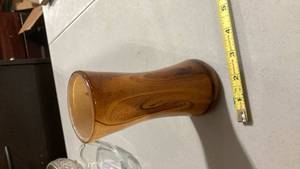 lot 2450 image: Amber Glass vase