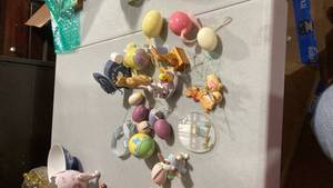 lot 2506 image: Easter Egg and Bunny Ornaments