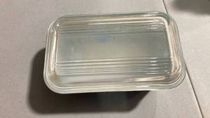 lot 2535 image: Pyrex Glass Storage Container with Ribbed Design