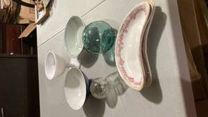 lot 2536 image: Miss matched decorated class items Collection