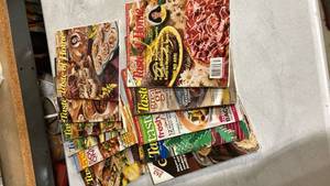 lot 2547 image: Taste of Home Magazine Collection 1990s