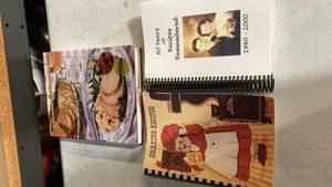 lot 2548 image: Watchers Recipe Collection Book with Spiral Binding