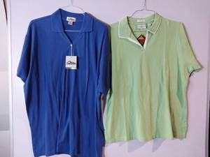 lot 67225 image: APPEARS NEW - Tri-Mountain and Outer Banks Womens Polo Shirts, Blue & Green (Size 2XL) 2 Pack