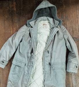 lot 67308 image: APPEARS NEW - McGreggor Long Winter Coat with Fur Collar (Size 42)  - Retail $95