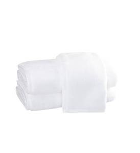 lot 67410 image: APPEARS NEW - 1888 Mills White Cotton Bath Towel (20.5 x 29) Set of 3