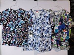 lot 66590 image: APPEARS NEW - Landau, Med Couture & Dickies Medical Scrub Top Collection (Size Small) 3 Pack
