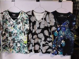 lot 66592 image: APPEARS NEW - Landau Medical Scrub Tops Collection (Size Large) 3 Pack